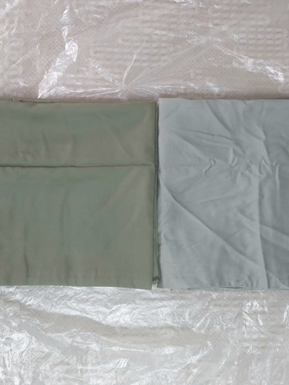 NWOT! Quince Organic Bamboo Standard Pillowcases! Set Of 4 (Y4)